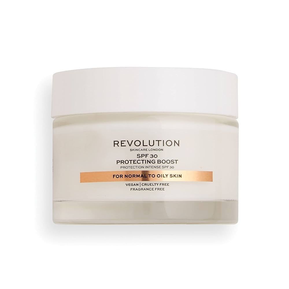 061/ Revolution Beauty SPF 30 Protecting Boost Moisturiser